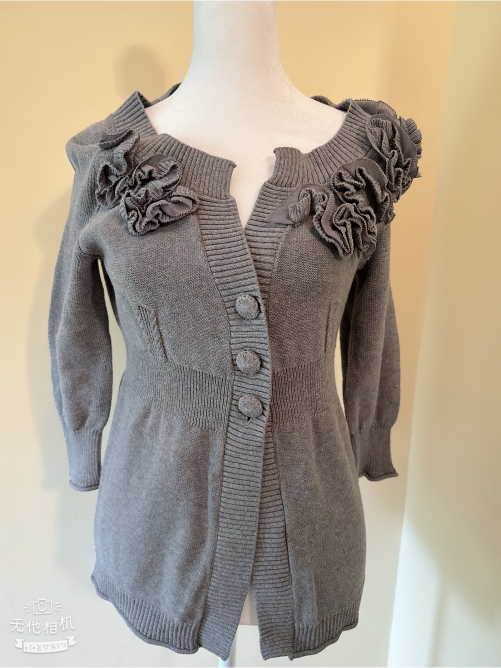 DKNY Gray Floral-Appliqué Knit Cardigan